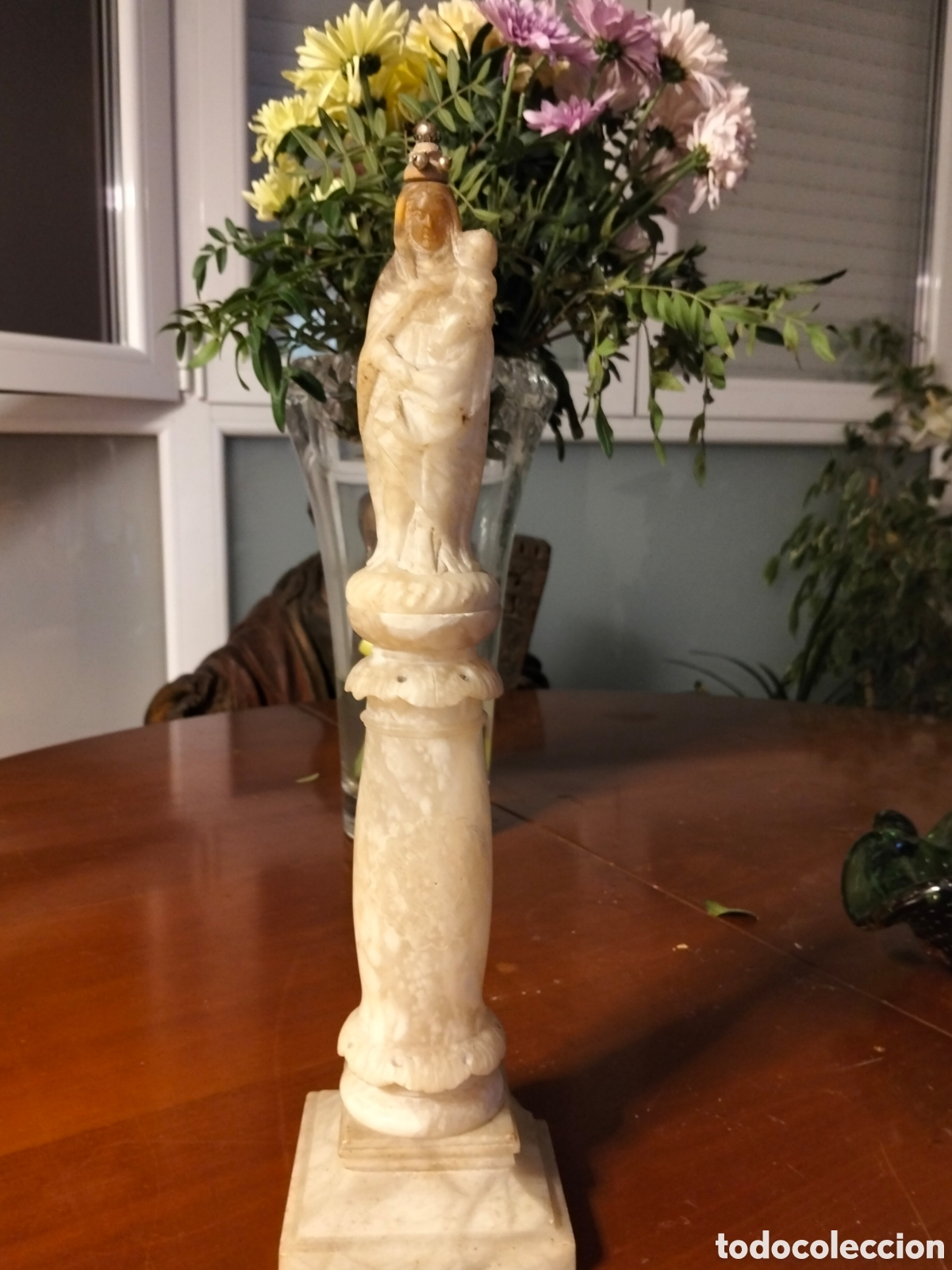 Arte: Virgen del pilar alabastro