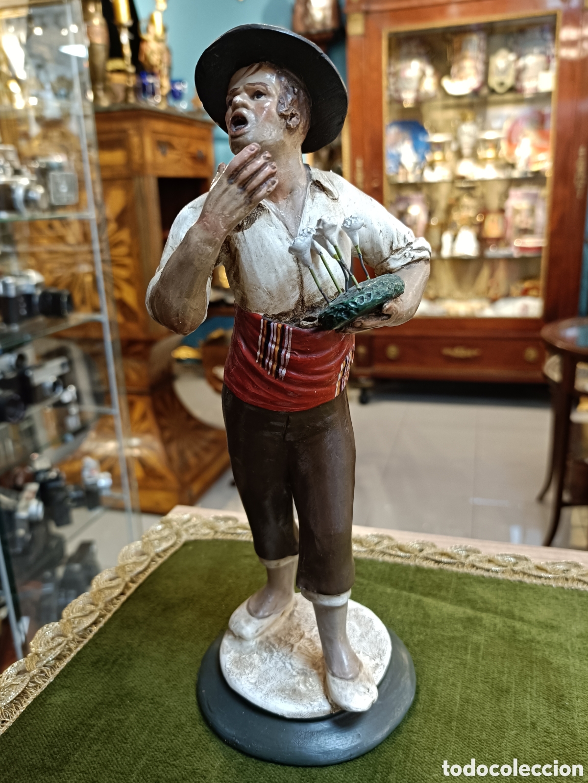 Arte: FIGURA DE TERRACOTA - BARRO - VENDEDOR DE BIZNAGAS - M&Aacute;LAGA - A&Ntilde;OS 30-40. 24CM ALTO