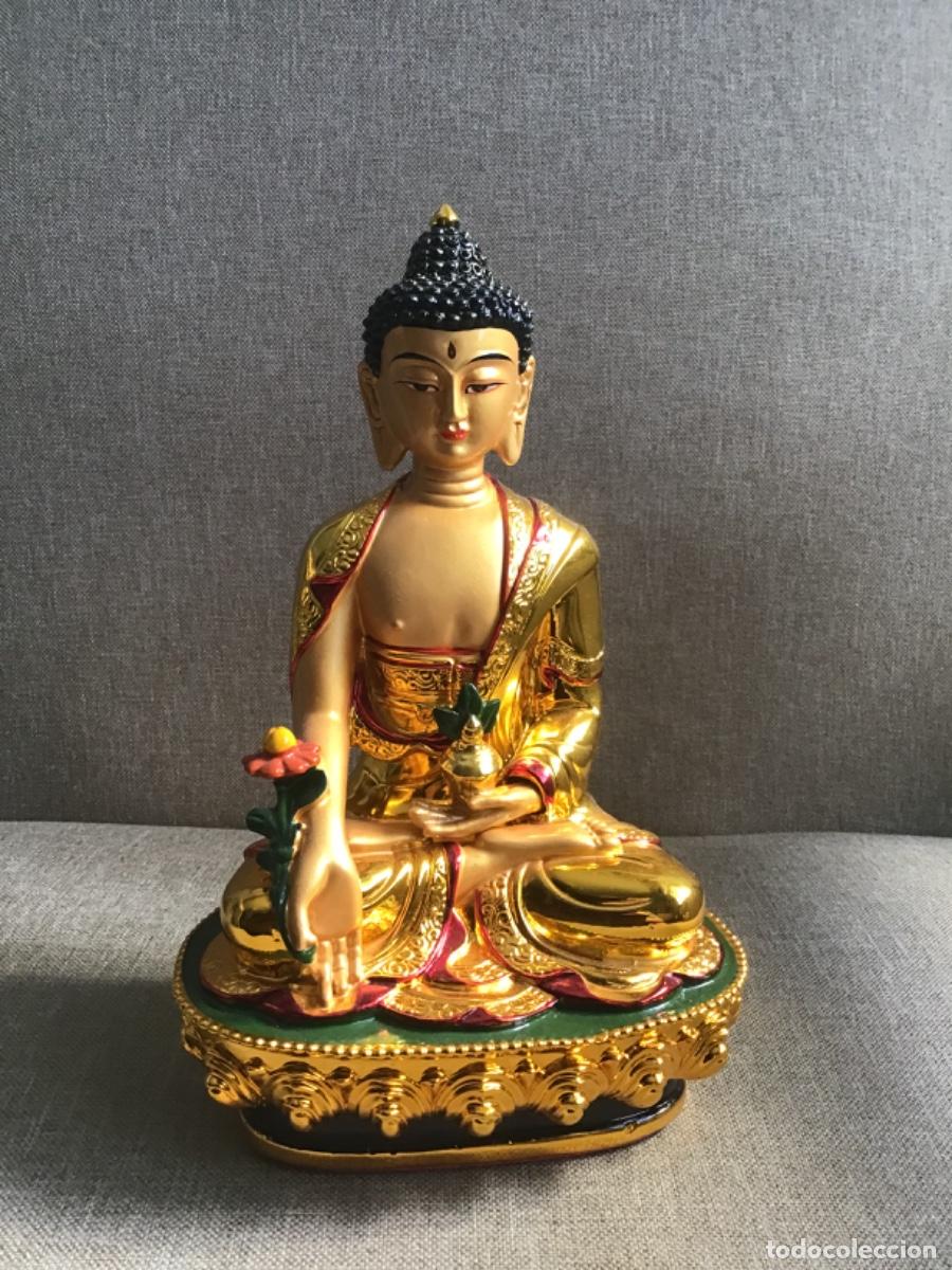 Arte: Estatua del Buda de la Medicina