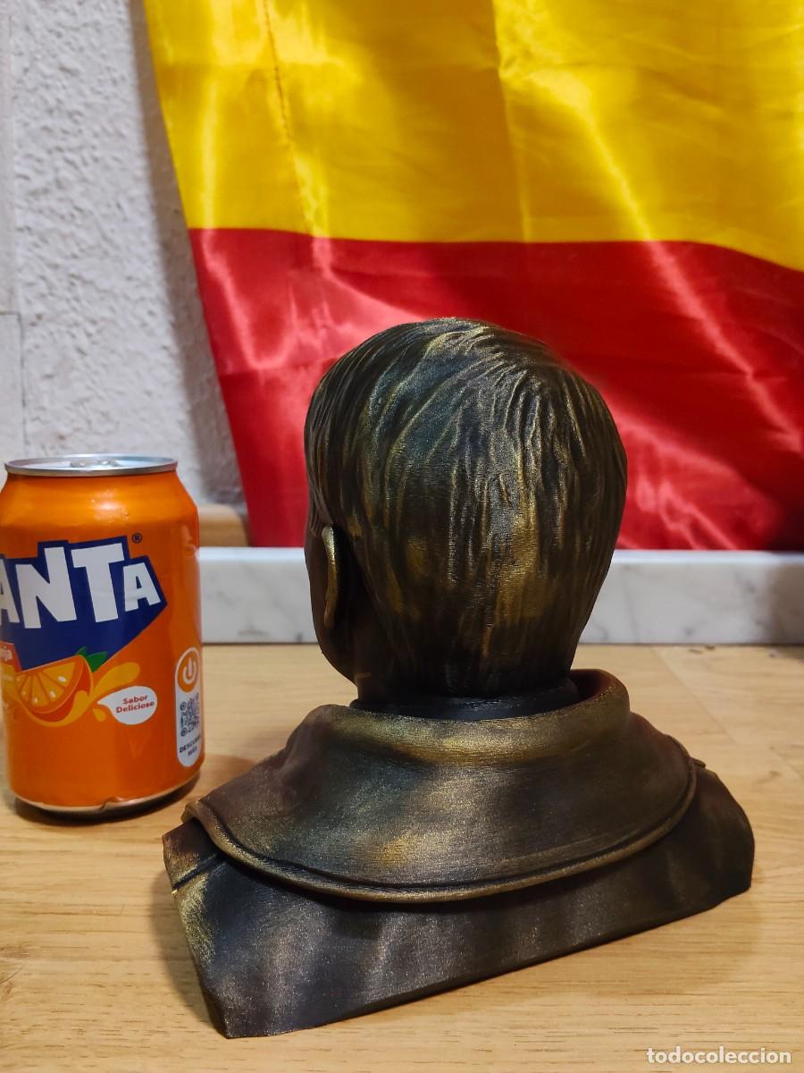 Arte: Busto de Ramiro Ledesma Ramos - Foto 6