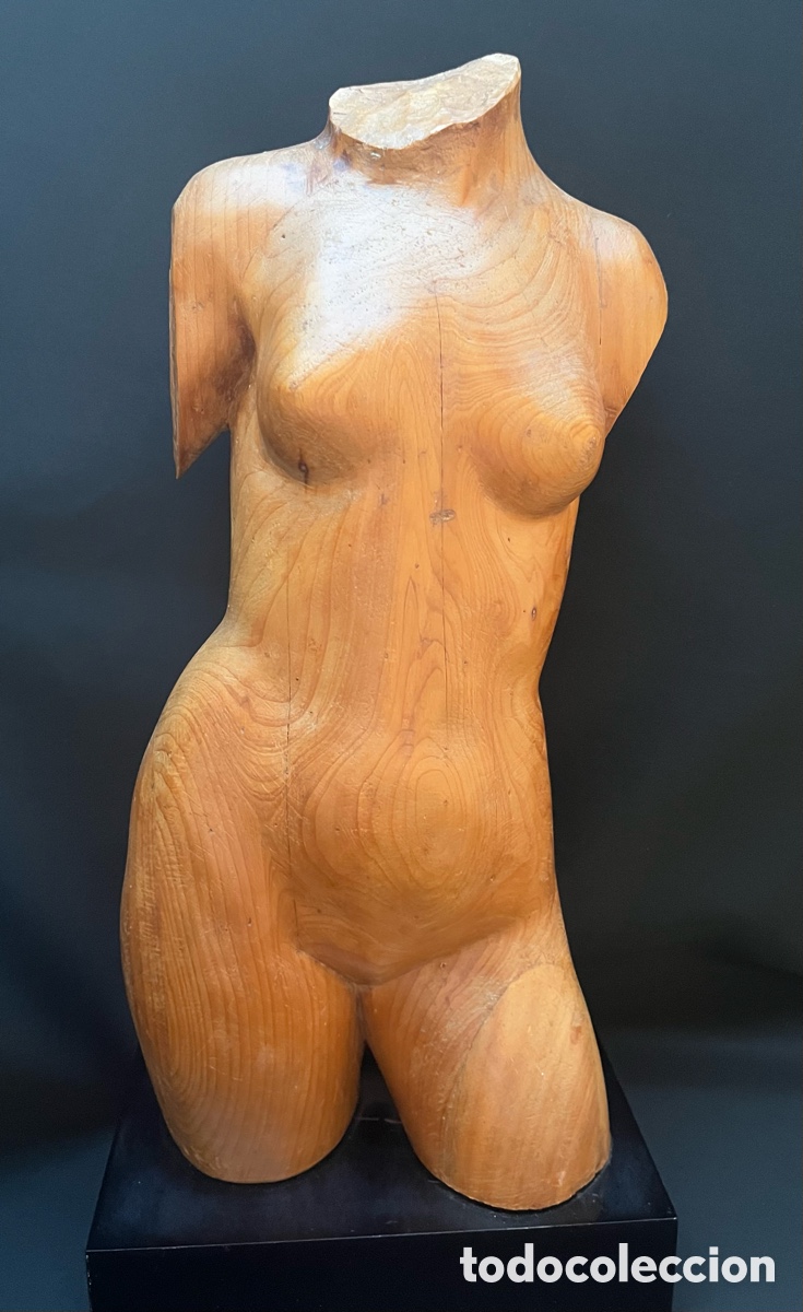 Arte: Escultura de madera, torso de mujer, Jos&eacute; Esteve Edo (1917-2015).
