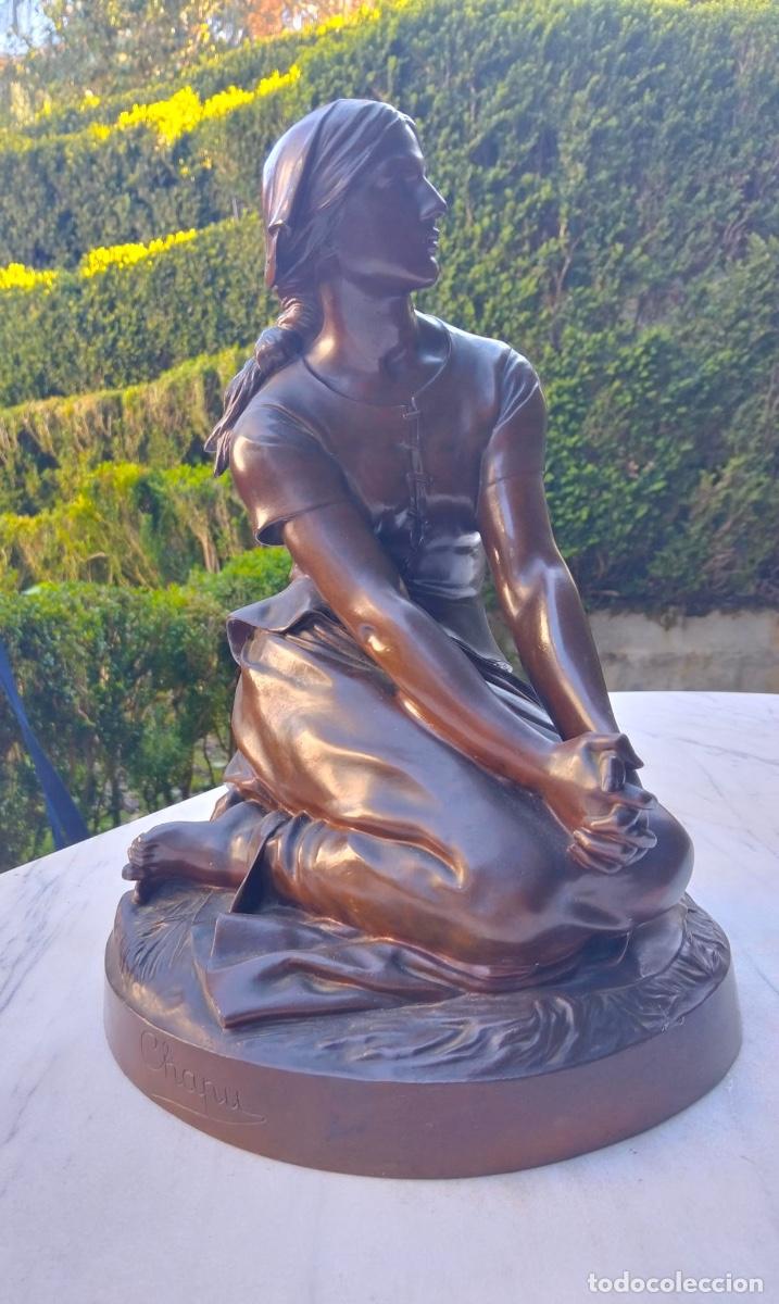 Arte: Escultura de Bronce de Juana de Arco