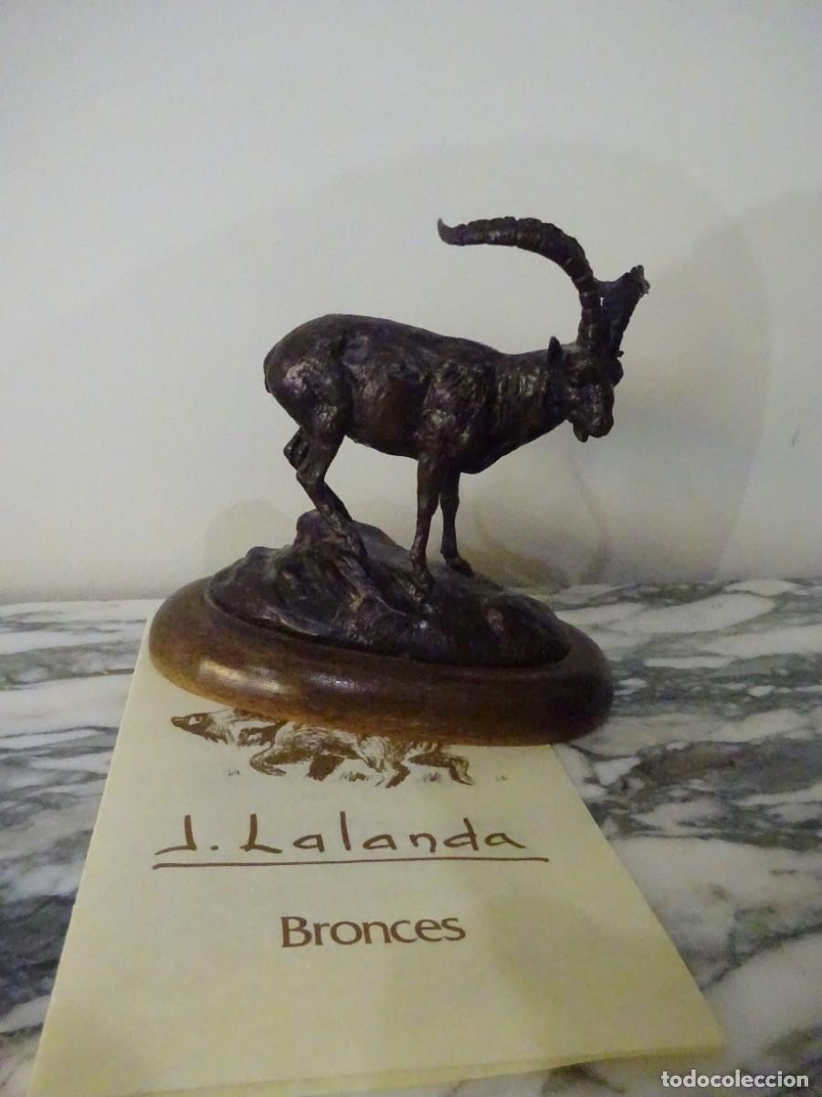 Arte: ESCULTURA DE BRONCE MACHO MONT&Eacute;S DE JOSECHU LALANDA, 1983