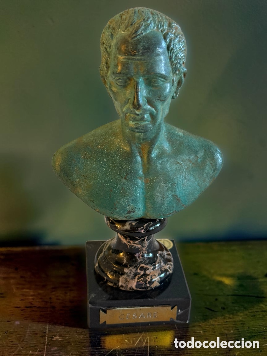 Arte: Figura de bronce Julio C&eacute;sar