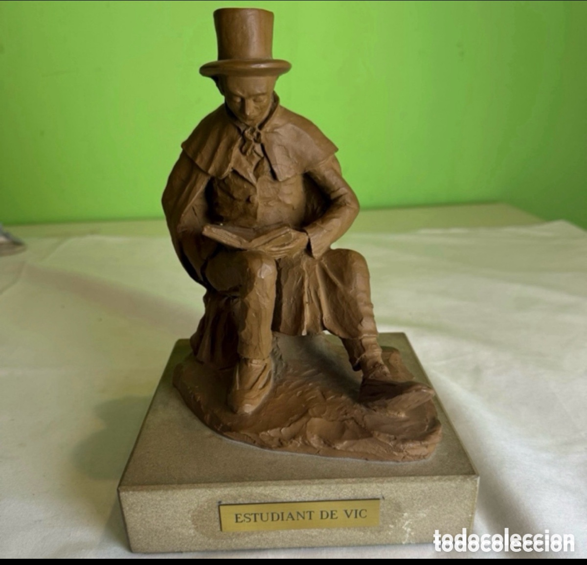 Arte: Escultura de terracota &rdquo;Estudiant de Vic&rdquo; - Firmada y certificada