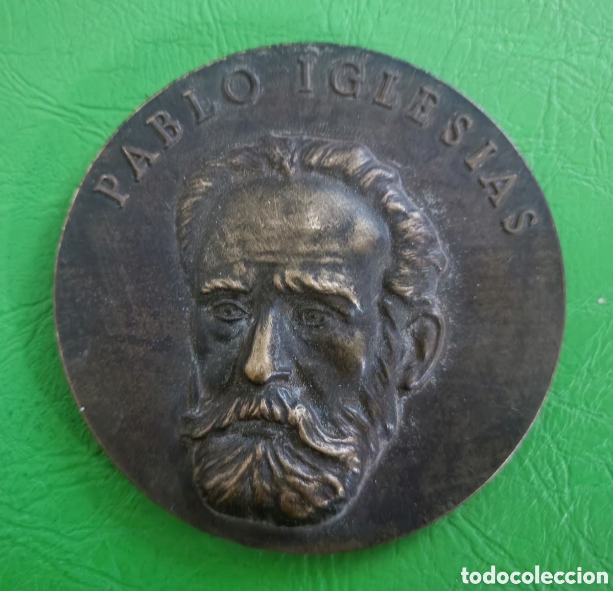 Arte: Medalla bronce Pablo Iglesias