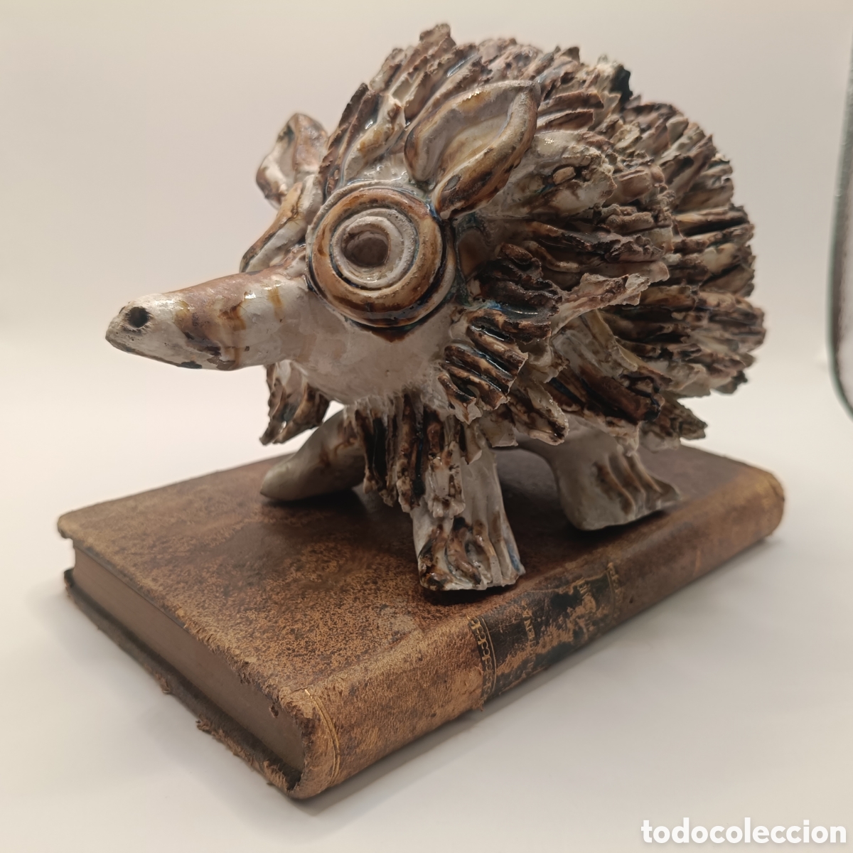 Arte: Escultura El puerco esp&iacute;n
