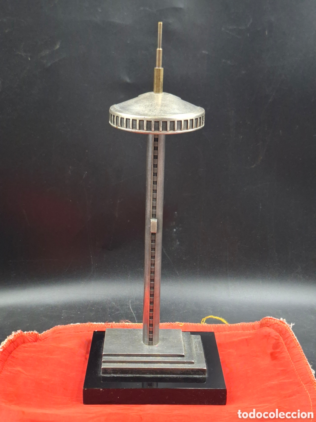 Arte: Faro de moncloa. Jose Ram&oacute;n Poblador