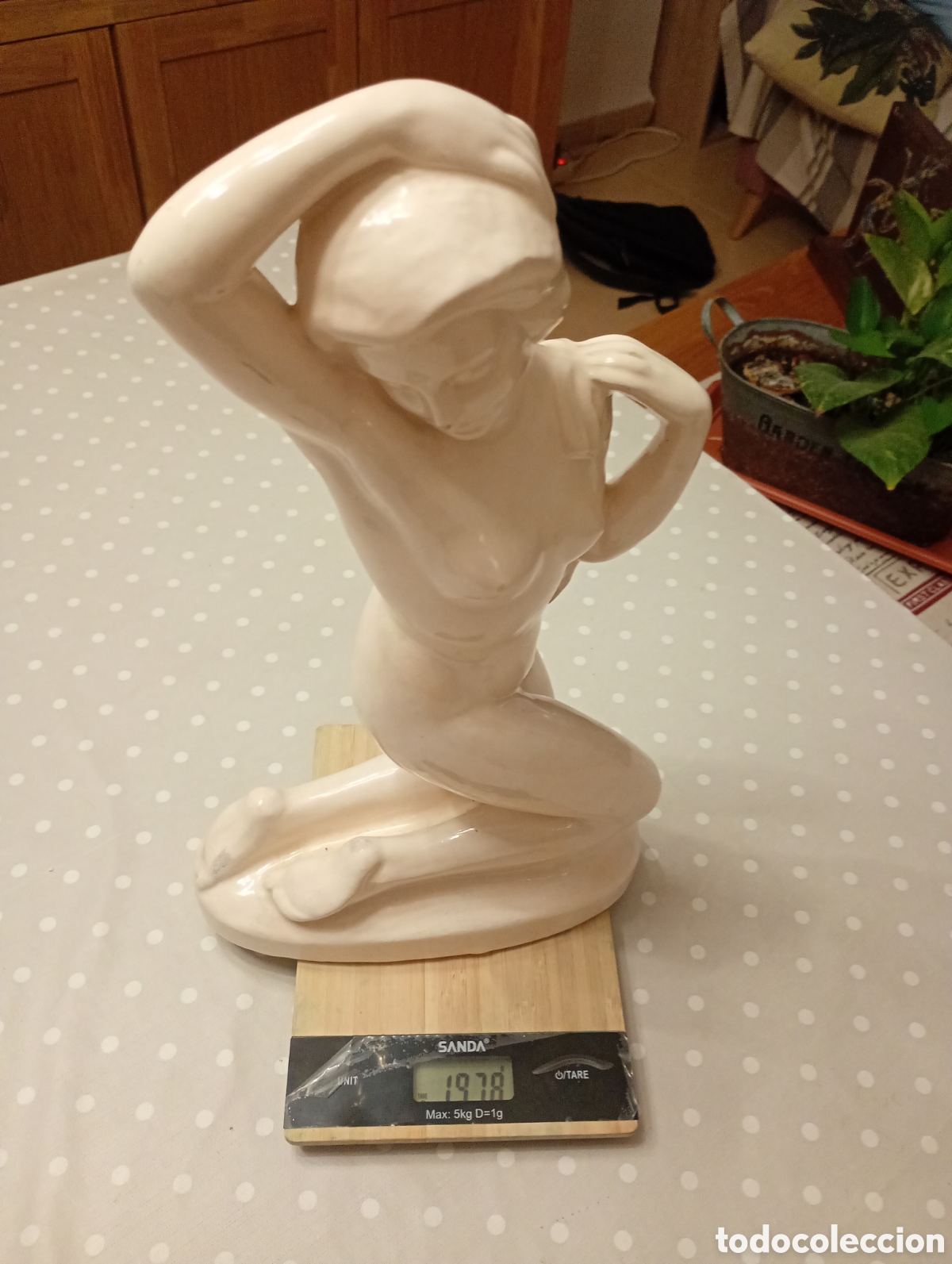Arte: JOSEP PUJOL MONTAN&Eacute;, MANUFACTURA &rdquo;CERAMICAS TAMARIT&rdquo; Torredembarra, Tarragon&egrave;s, Tarragona. Desnudo