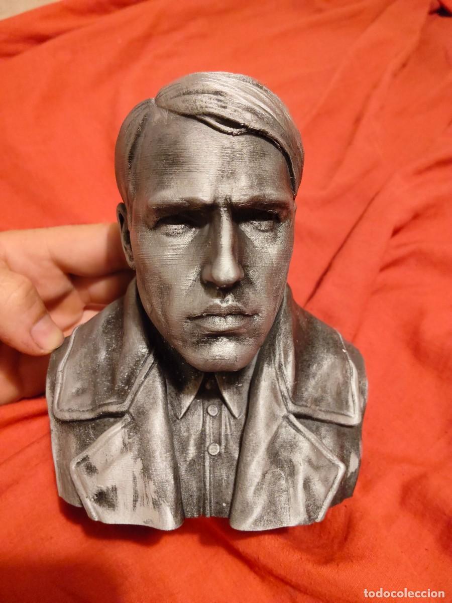 Arte: Busto de Ramiro Ledesma - Foto 7