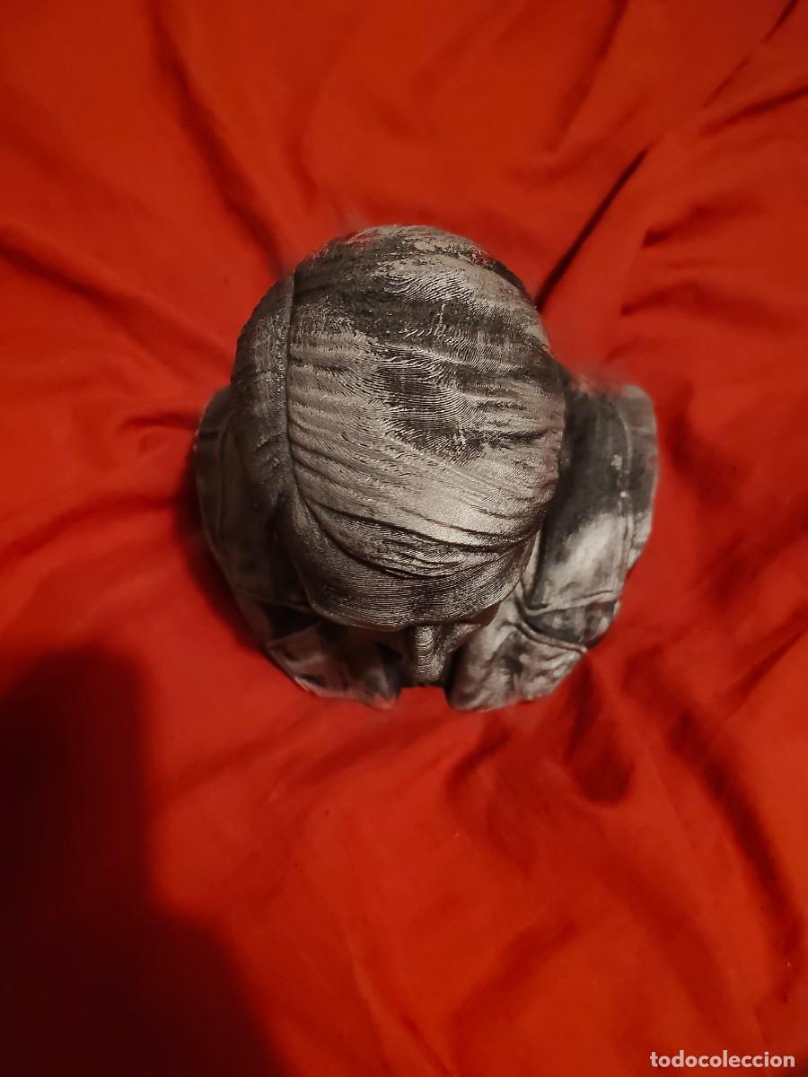 Arte: Busto de Ramiro Ledesma - Foto 8