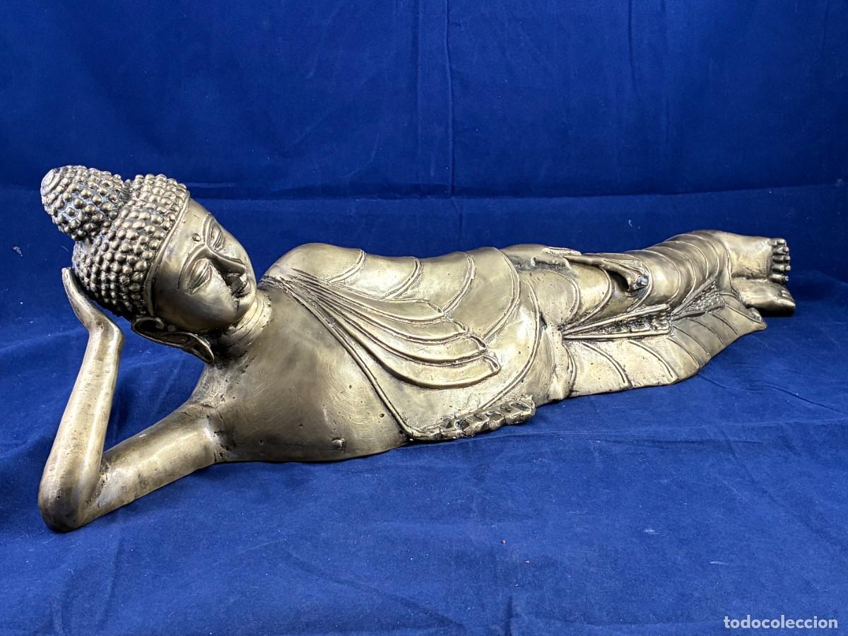 Arte: Gran Buda Reclinado Parinirvana Bronce o Lat&oacute;n Ppo Siglo XX Escultura Oriental 53 cm Muy Buen Estado