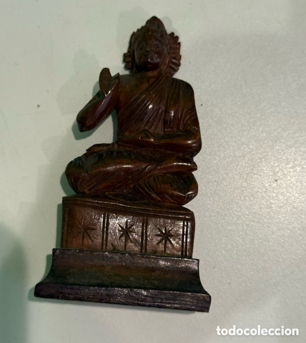 Arte: Figura de Buda tallada en madera &ndash; 10 cm . Vintage