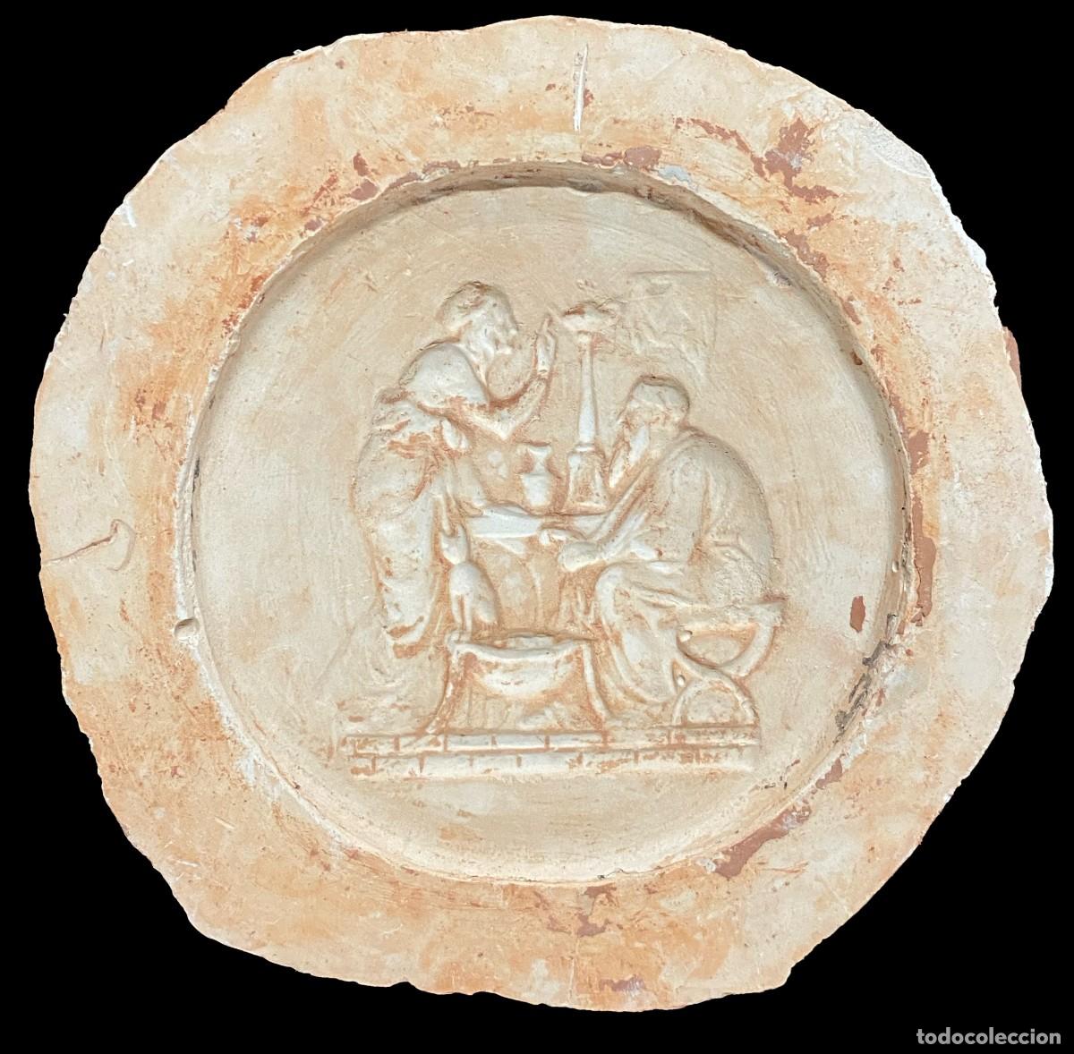 Arte: Antiguo molde de escayola para hacer barro, porcelana o terracota. Escena mitol&oacute;gica. 17x17x2
