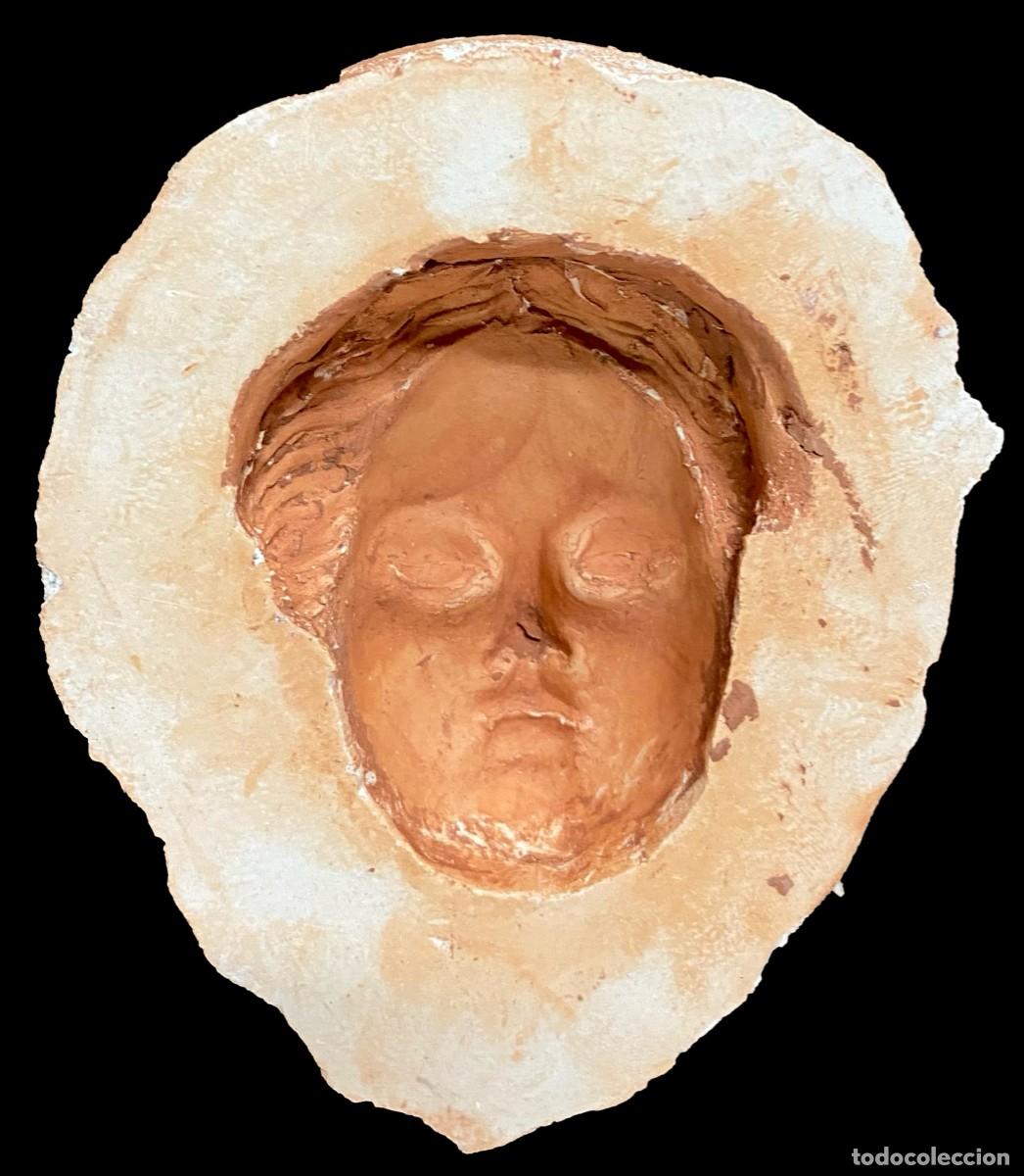 Arte: Antiguo molde de escayola para barro o terracota de cabeza de cap i pota, virgen. 12x10x5