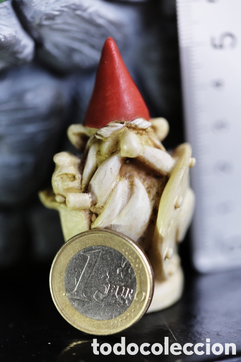 Arte: Mini-escultura GNOMO GUERRERO original Paolo Chiari. Hecha a mano a&ntilde;os 70 - 80. Resina marmol 5'5 cm