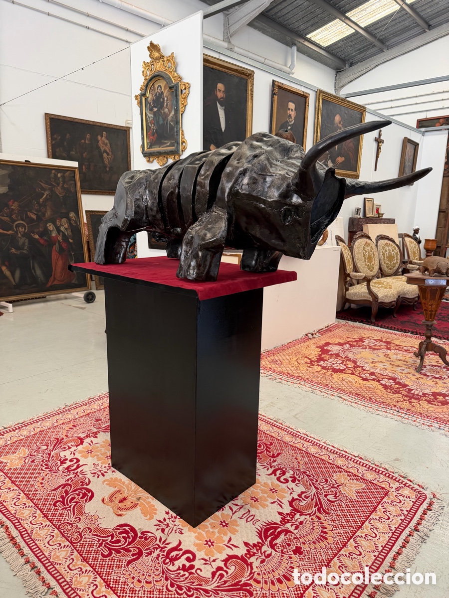 Arte: Toro juan Garc&iacute;a Ripolles Hierro