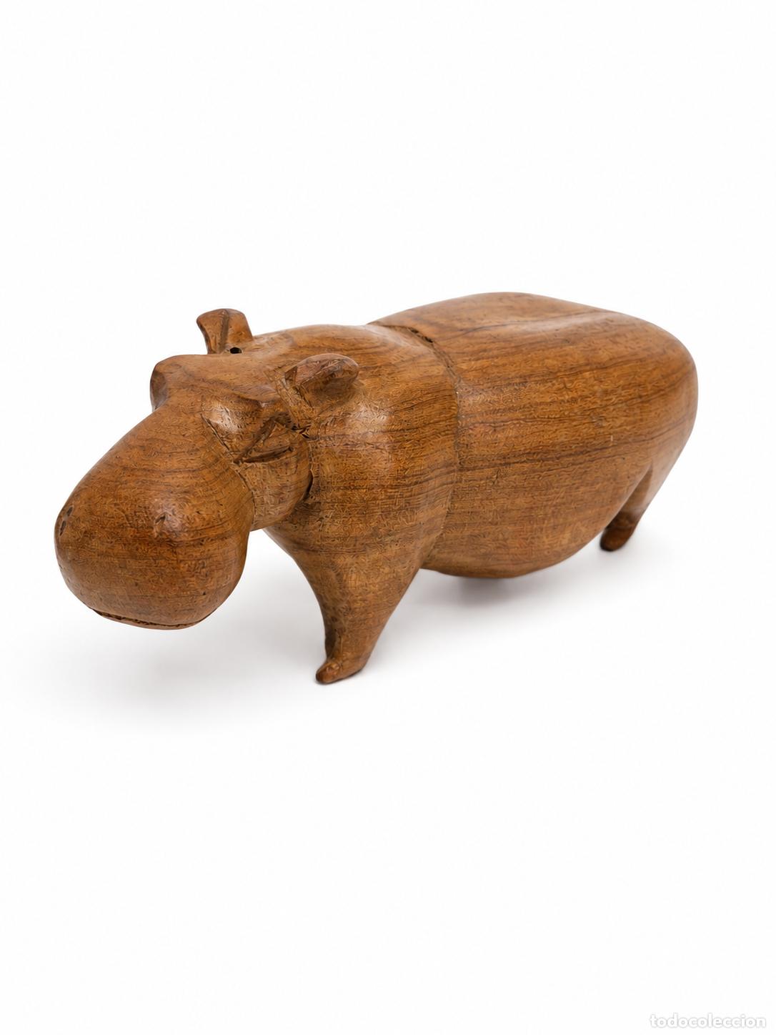 Arte: Hipop&oacute;tamo - Figura Artesanal en Talla de Madera