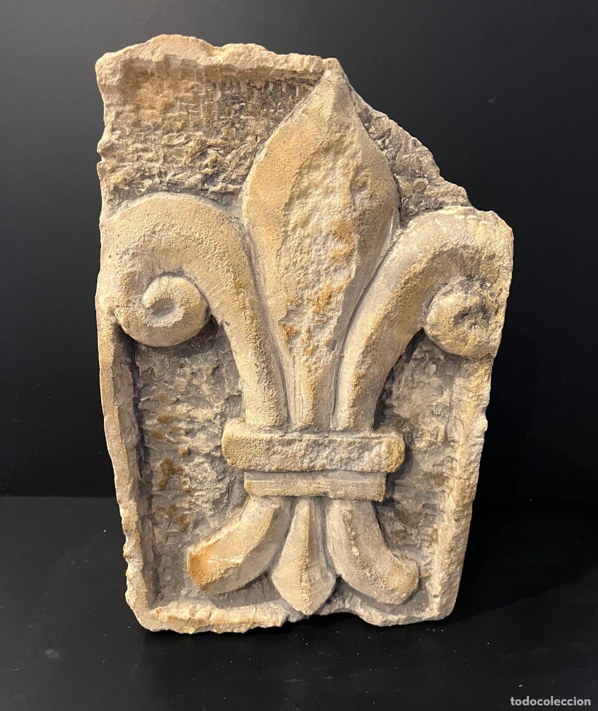 Arte: Flor de Lis, heraldica medierval, siglo XII - XIII.