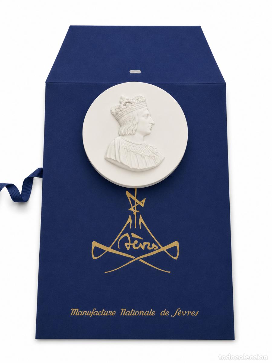 Arte: Medall&oacute;n, Retrato en Relieve en Porcelana de Biscuit - Manufacture de S&egrave;vres - Georges Mathieu