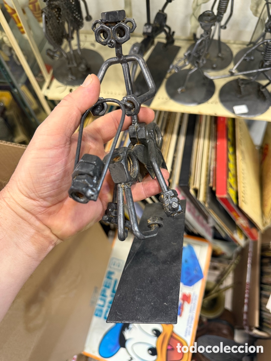 Arte: Lote de 10 figuras echas con tornillos - Foto 4