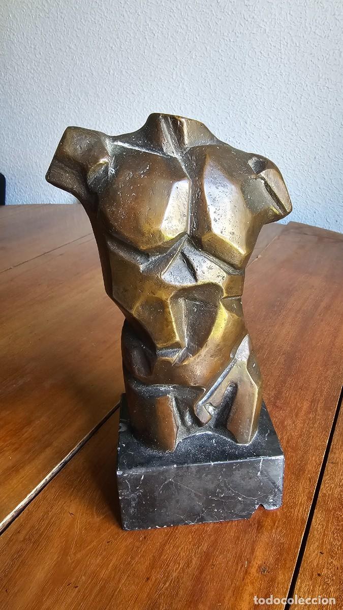 Arte: Torso masculino en bronce - Foto 1