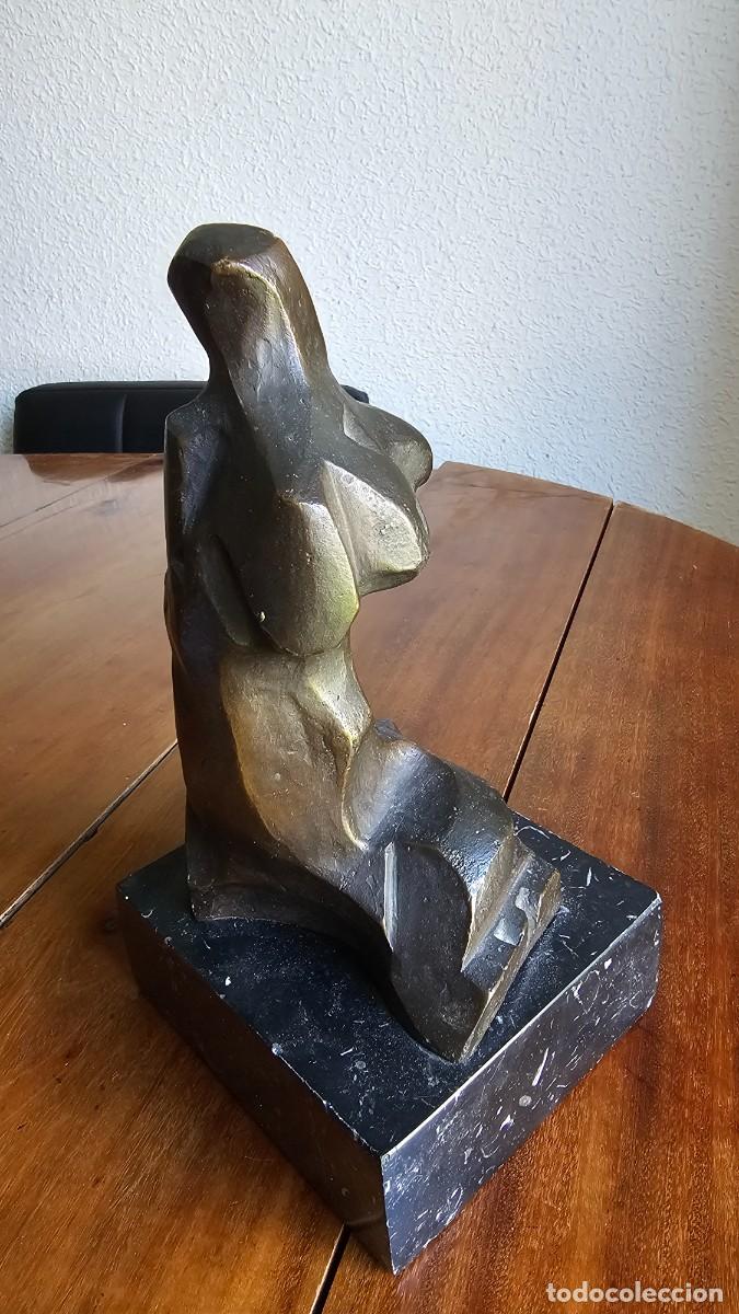 Arte: Torso abstracto en Bronce de M. A. Sanchez 1982 - Foto 3