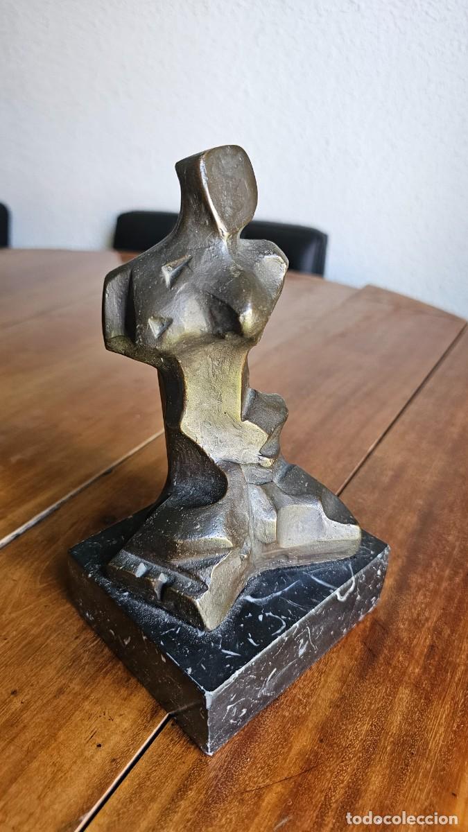Arte: Torso abstracto en Bronce de M. A. Sanchez 1982 - Foto 4