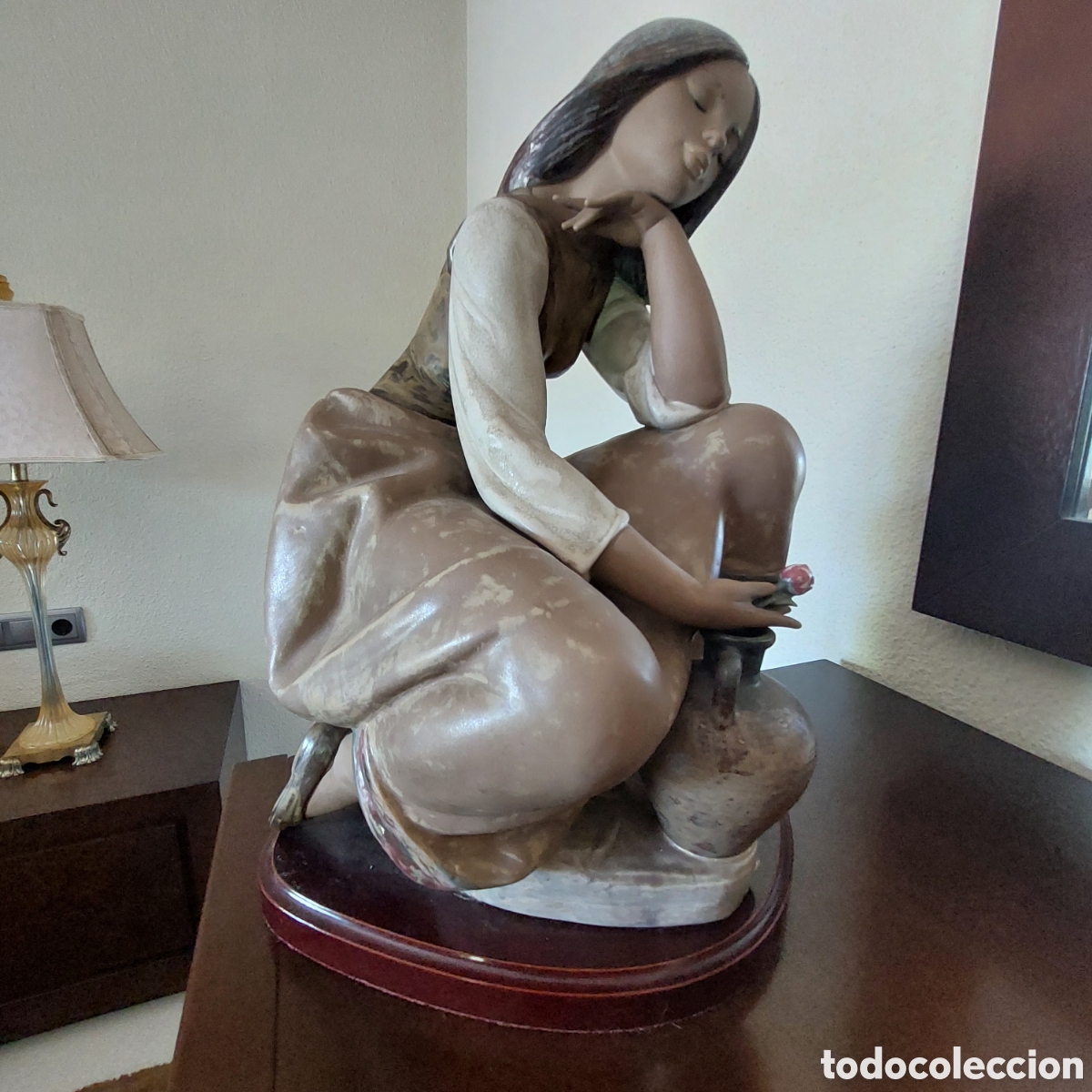 Arte: Figura Cantarera Lladr&oacute;