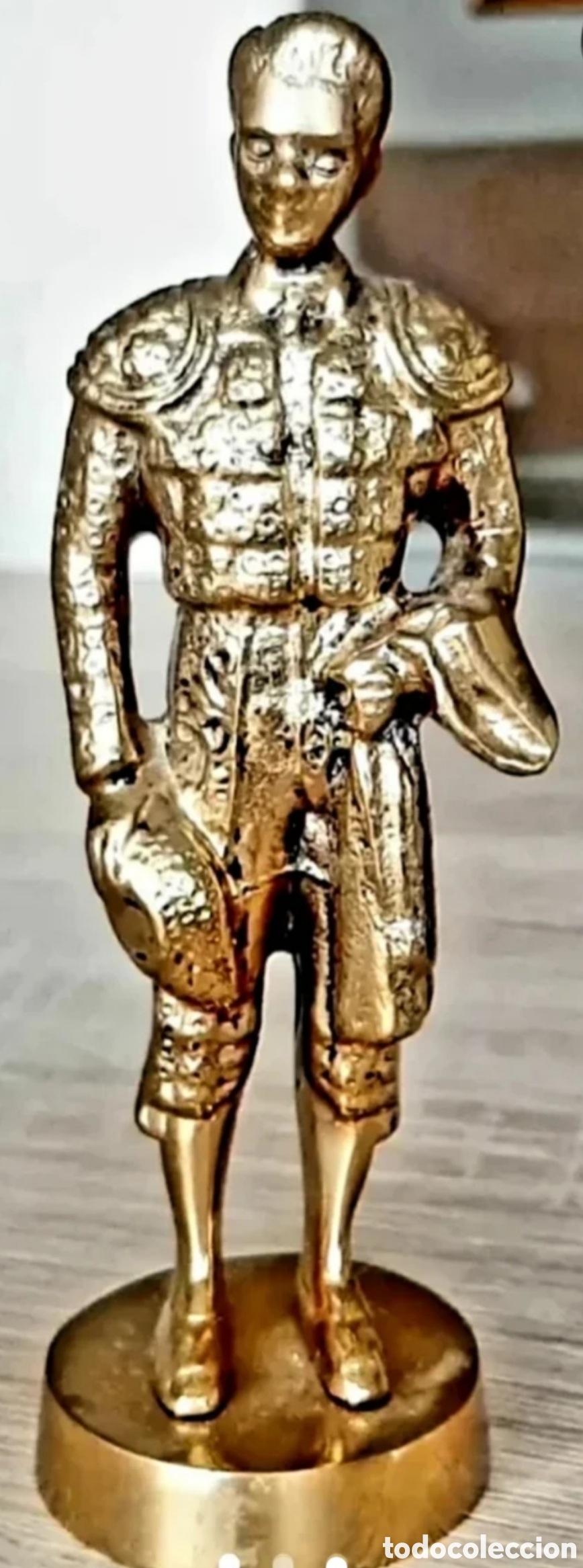 Arte: Figura de torero en bronce
