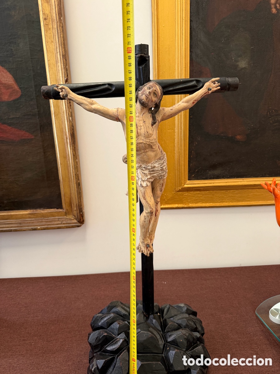 Arte: Cristo de madera siglo XVIII