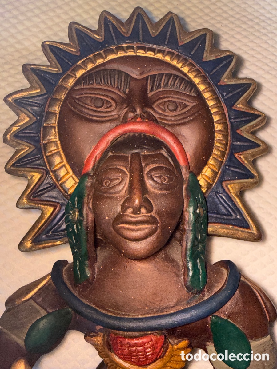 Arte: R&eacute;plica Figura azteca
