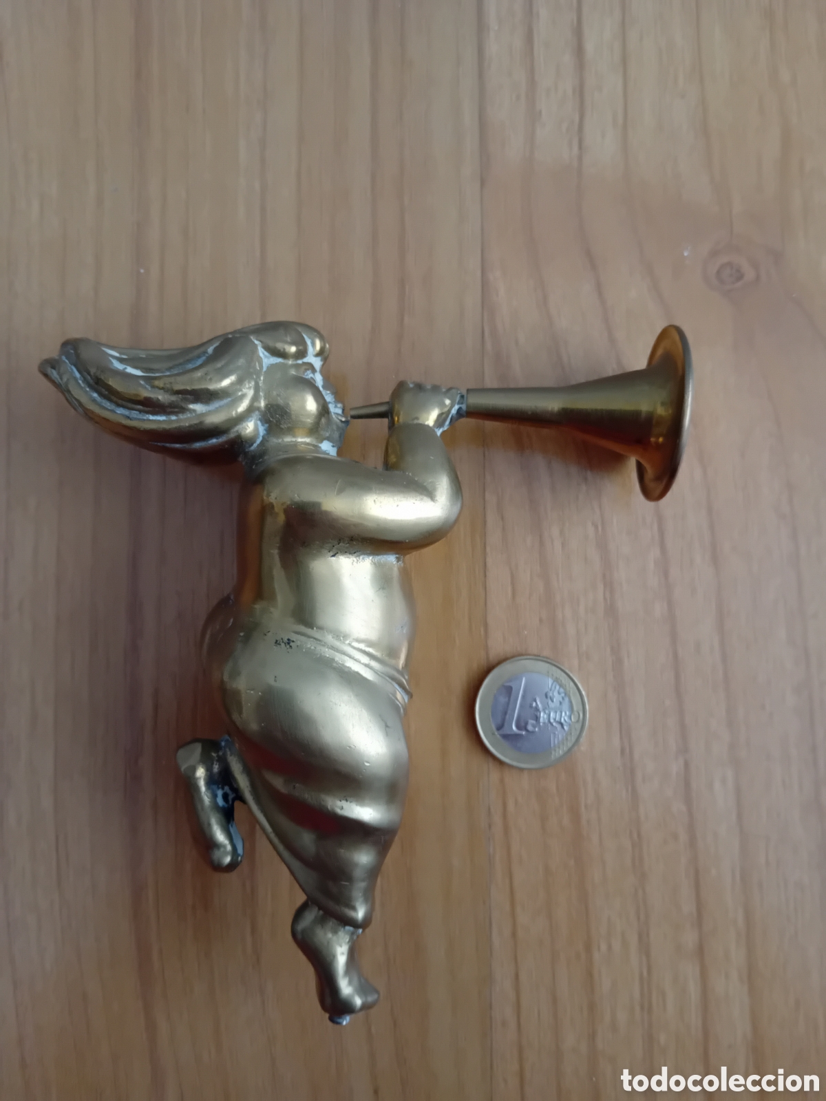Arte: FIGURA DIOSA FAMA, DISE&Ntilde;ADA POR ANTONIO MINGOTE. DE BRONCE Y PESADA. PREMIO AMPE
