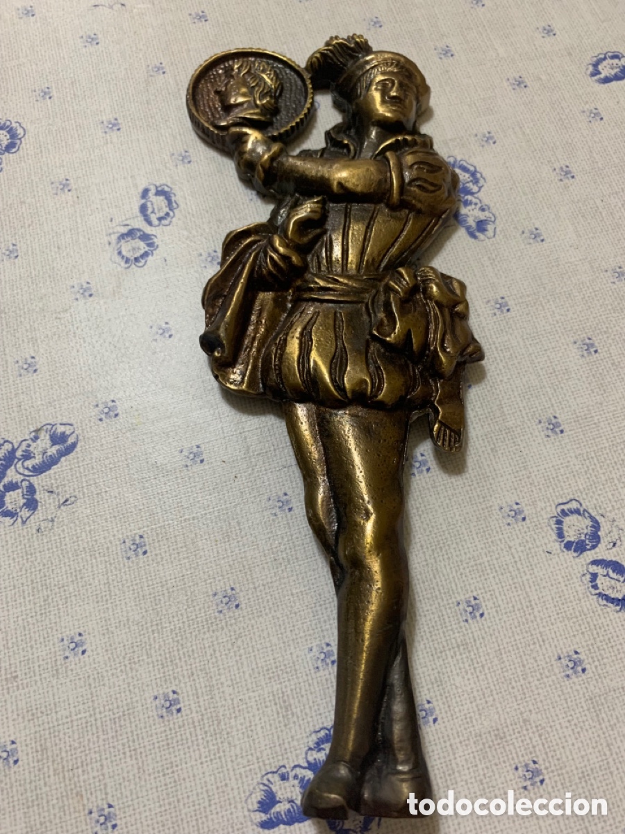 Arte: Figura bronce macizo antiguo