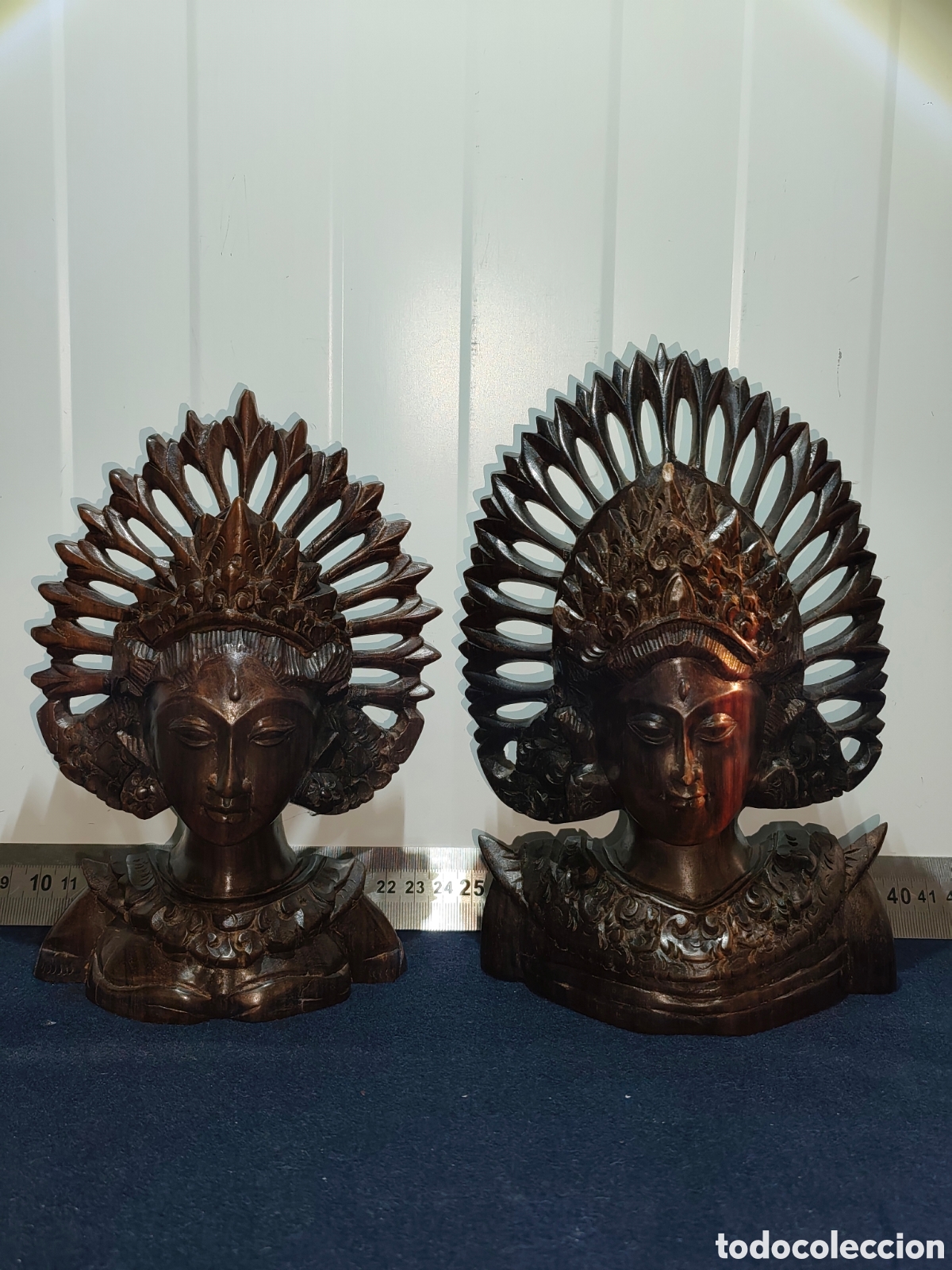 Arte: Pareja de Bustos Balineses / Orientales Tallados en Madera