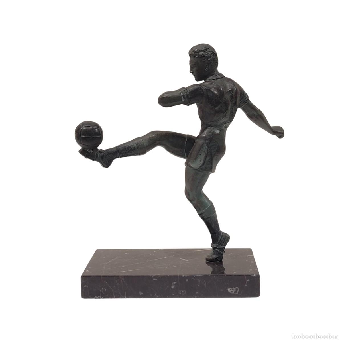 Arte: Escultura &rdquo;Futbolista de la Copa del Mundo&rdquo;, Art d&eacute;co, Bronce, d&eacute;cada de 1940 - Francia