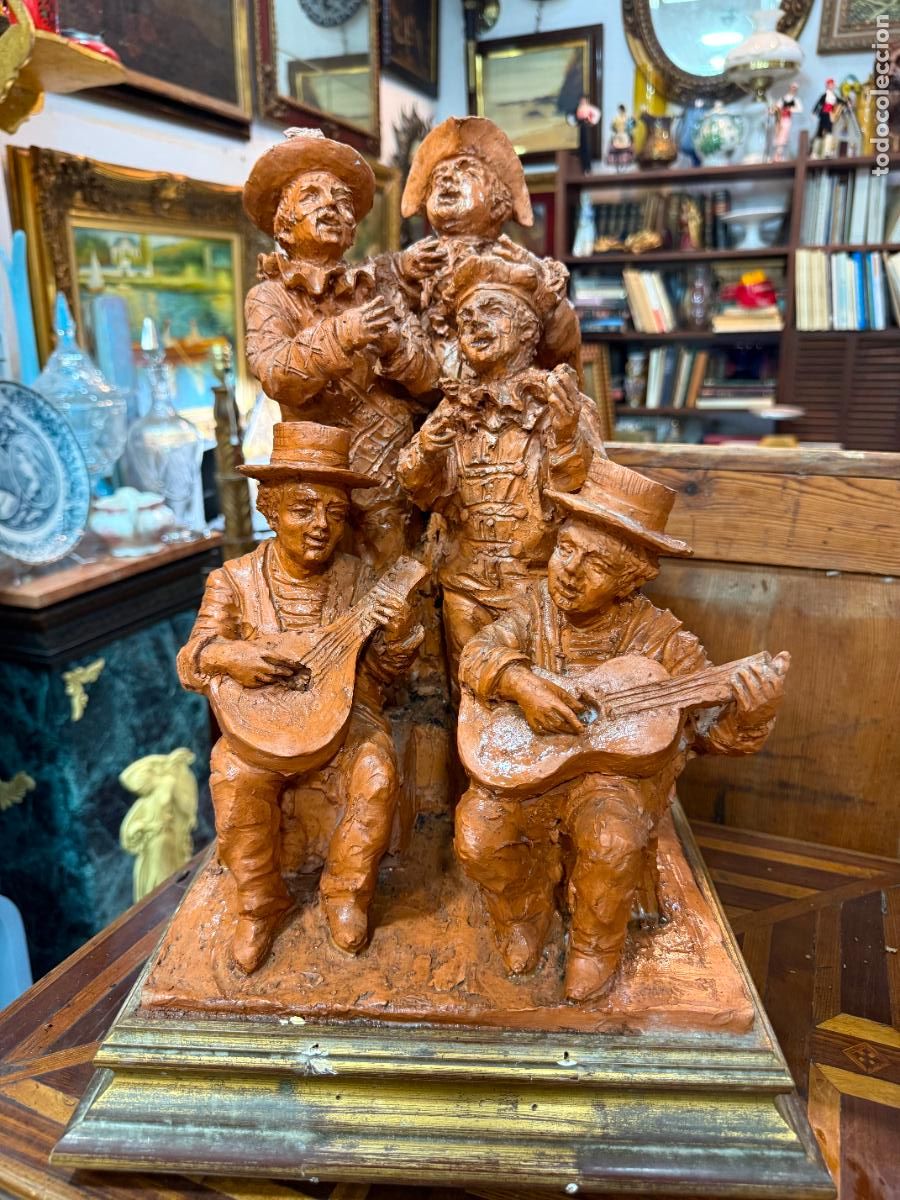 Arte: ESCULTURA DEL ARTISTA GADITANO NANDO - CORO DE CARNAVAL DE CADIZ - MEDIDA TOTAL 45X34X28 CM