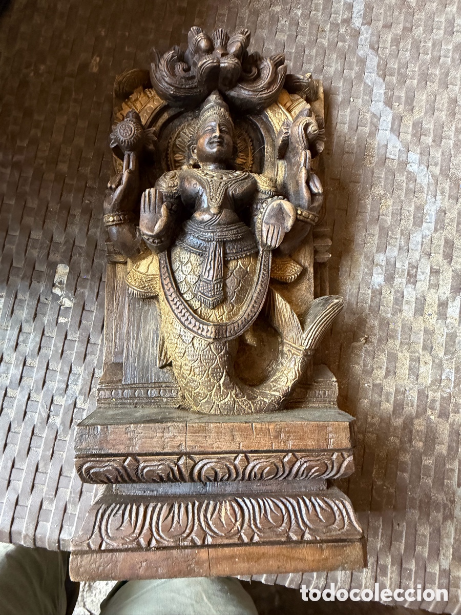 Arte: Relieve indio talla madera oriental