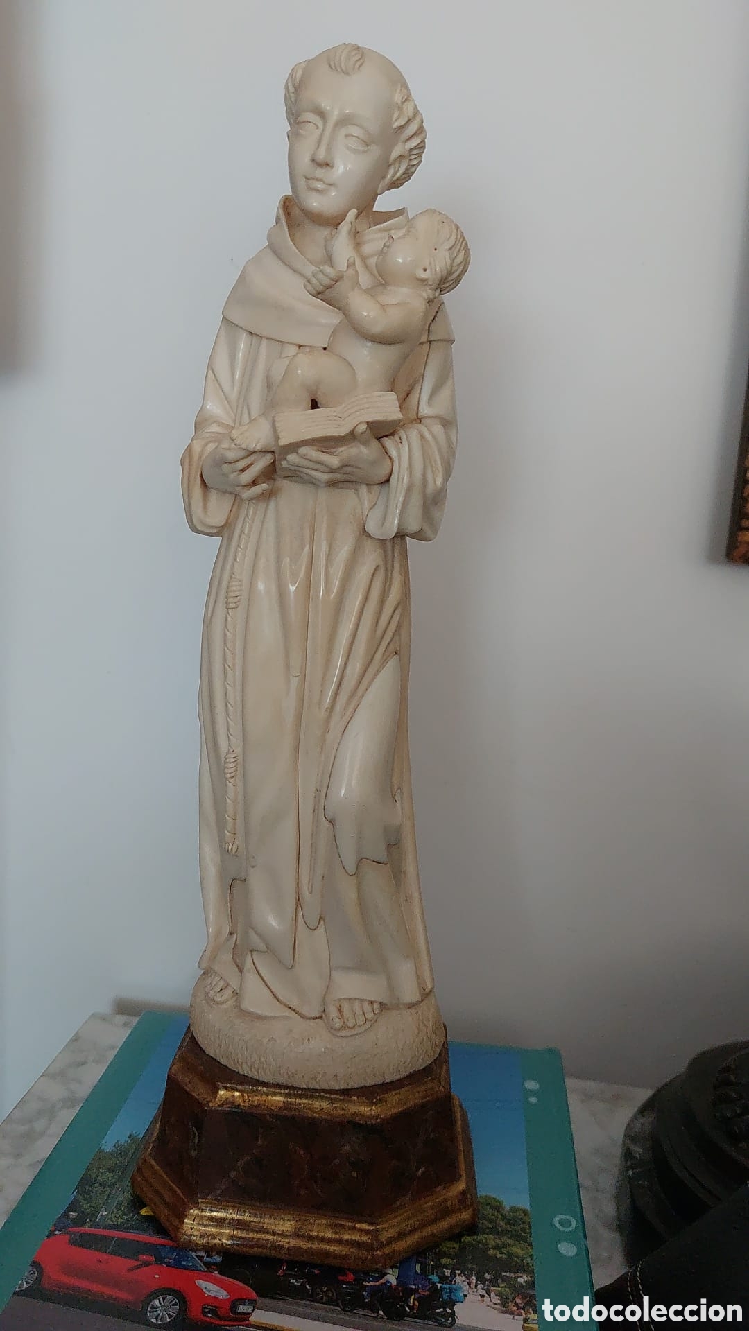 Arte: San Antonio. Marfil antiguo.