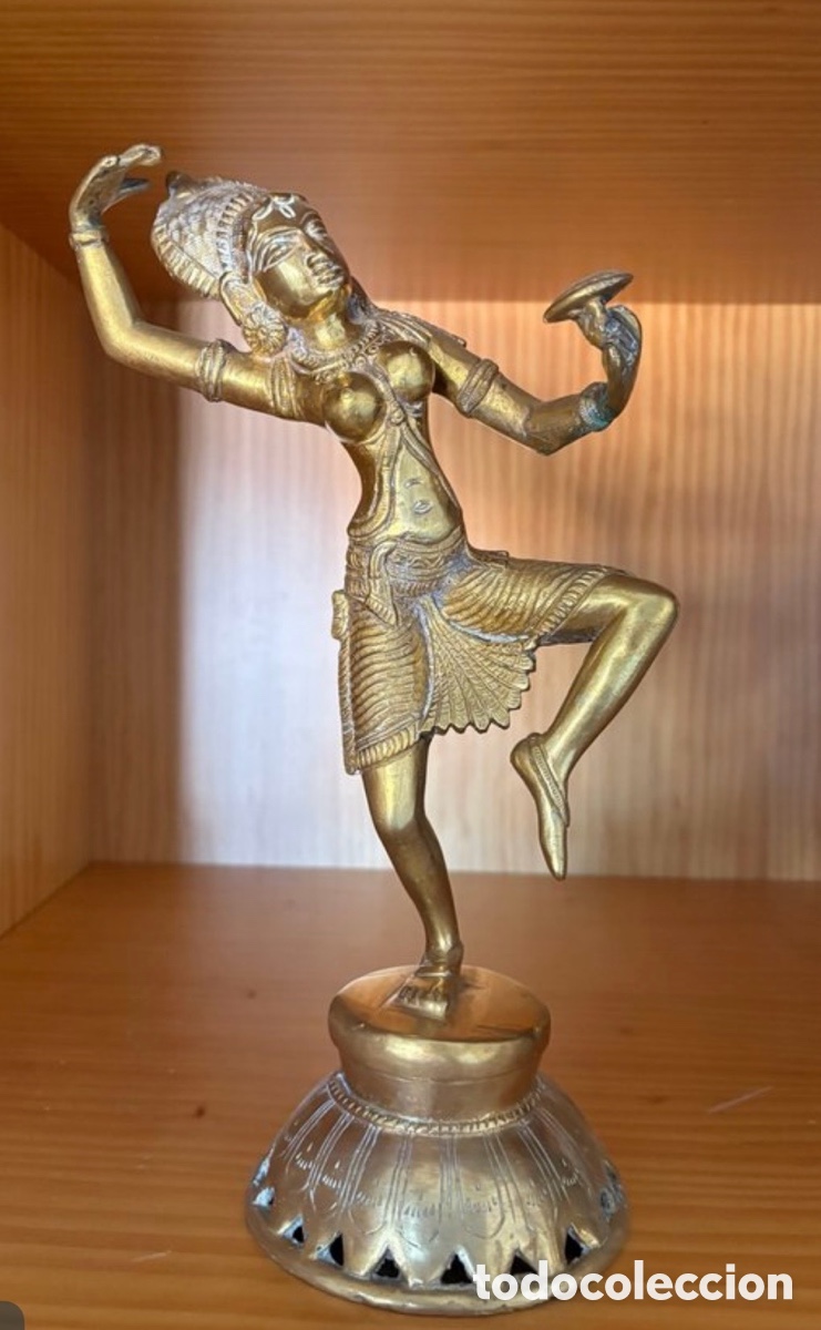 Arte: Escultura de Bronce de la India. Mide 29 cm. Datada en la segunda mitad del S. XX