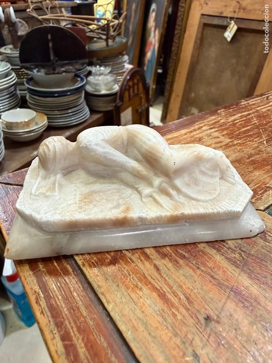 Arte: ANTIGUA ESCULTURA TALLADA EN ALABASTRO - MEDIDA 10,5X6 CM