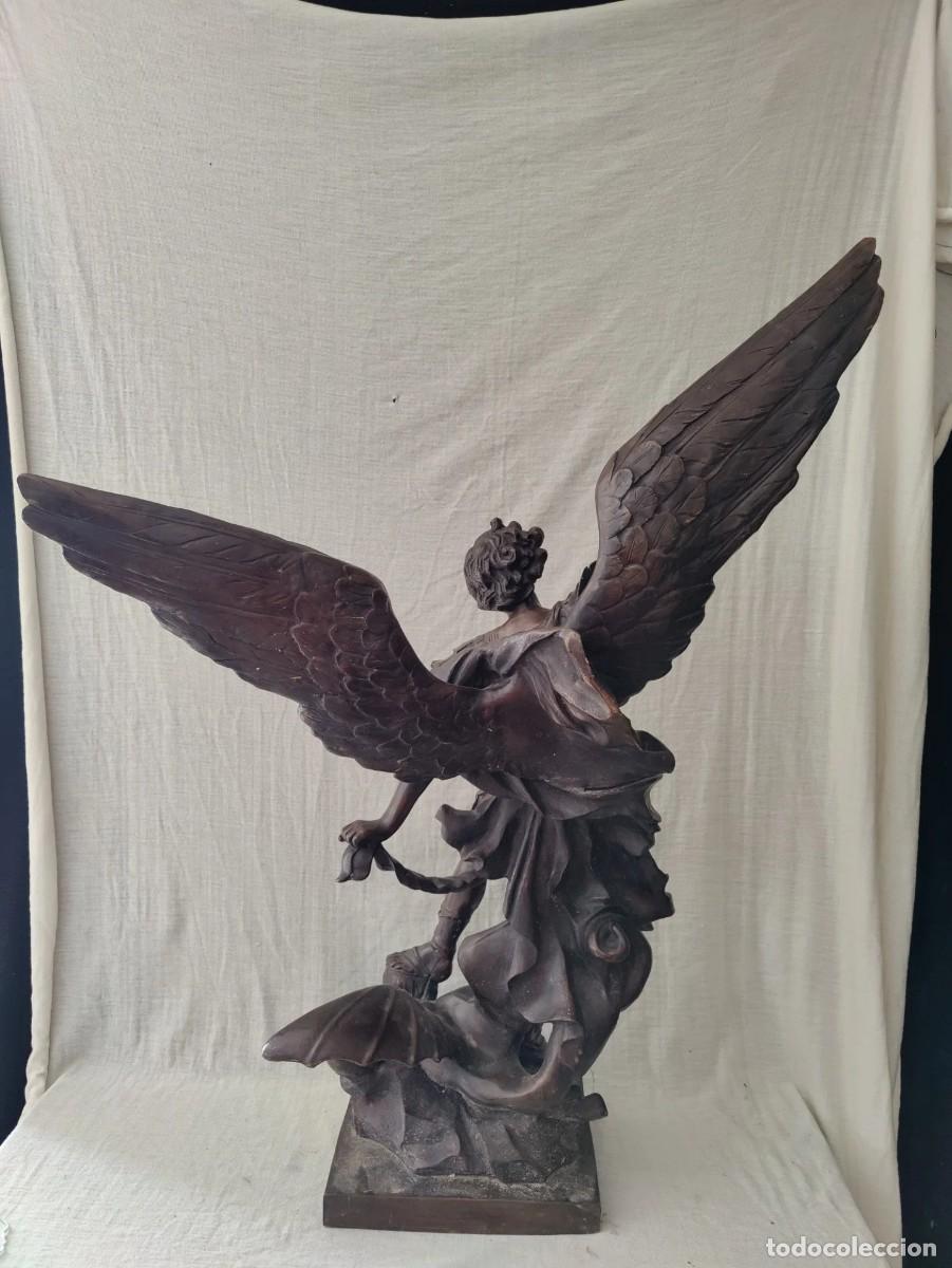 Arte: Escultura - San Miguel Arc&aacute;ngel en bronce-H 148 cm