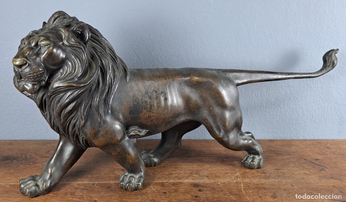 Arte: Espectacular escultura de le&oacute;n en bronce 71 cm