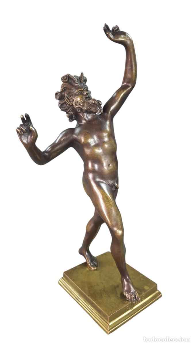 Arte: Fauno danzante de Pompeia. Bronce pavonado. Italia. Siglo XIX. Grand Tour. 28,5 x 13 x 10 cm.