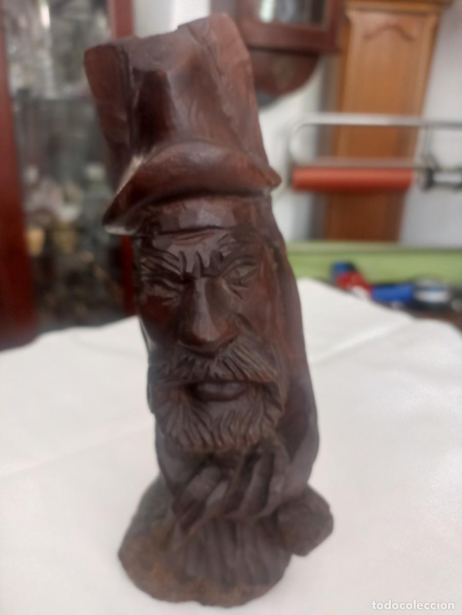 Arte: AGUIRRE. Talla de madera. Busto de anciano