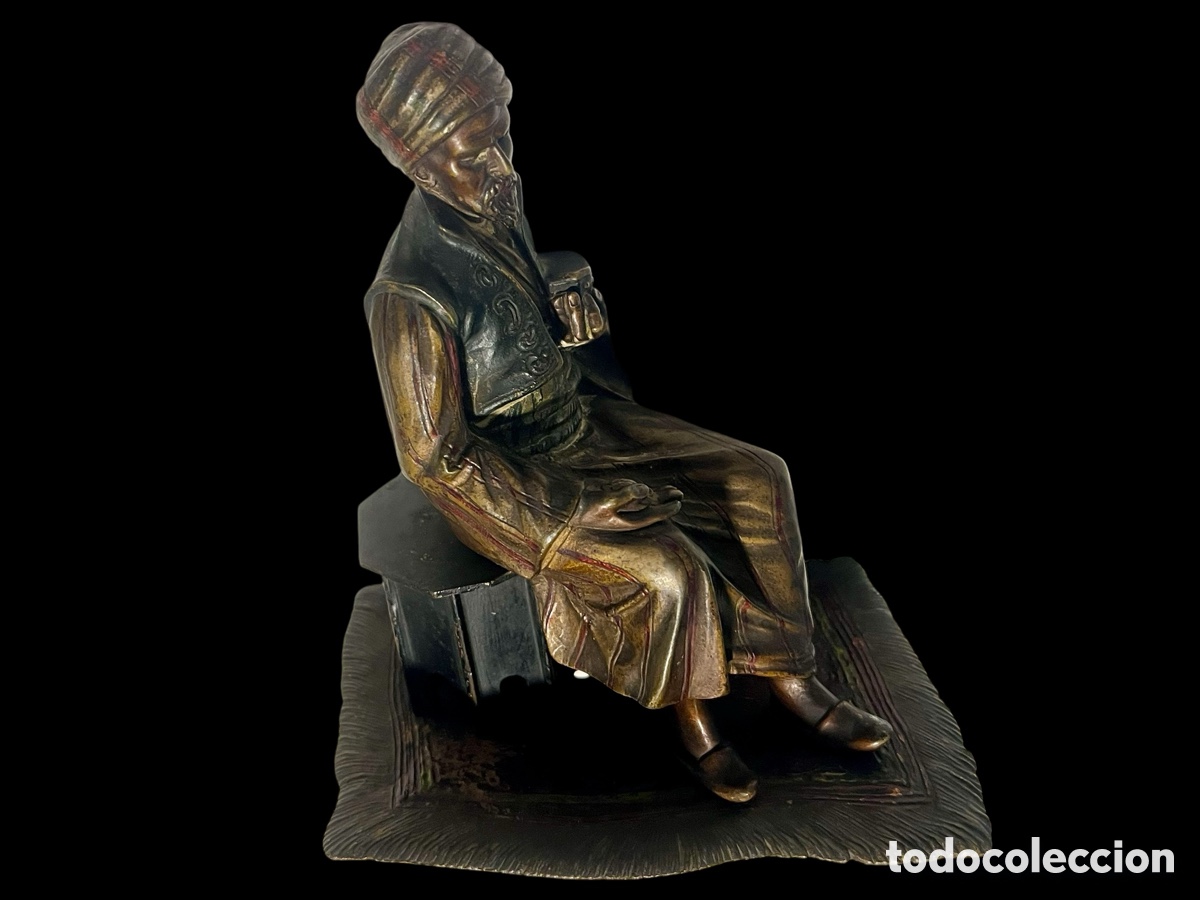 Arte: Escultura de Bronce vienes orientalista : erudito orientalista sentado leyendo un libro .Bergman?