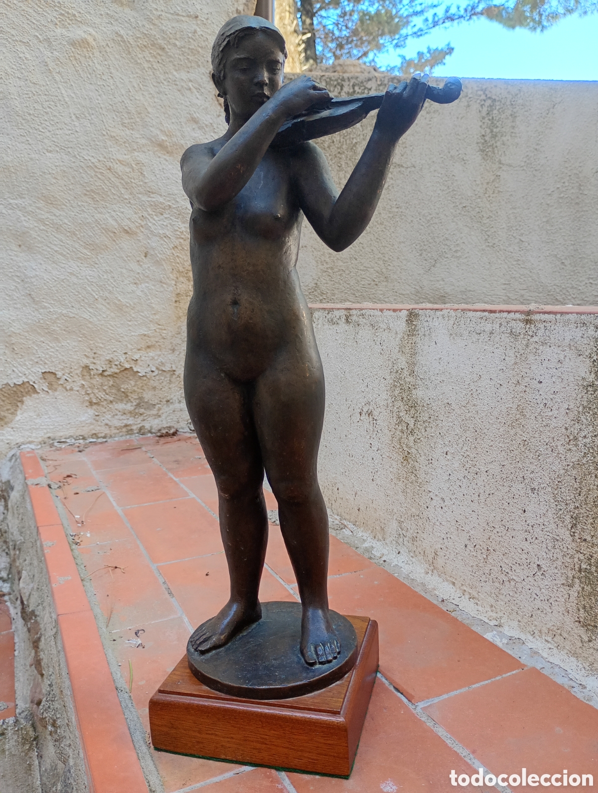 Arte: Desnudo femenino. Chica con viol&iacute;n. Firmada. &iquest;Fundiciones Capa?