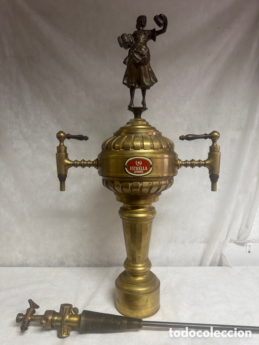 Arte: Antiguo grifo cerveza Estrella Levante en bronce