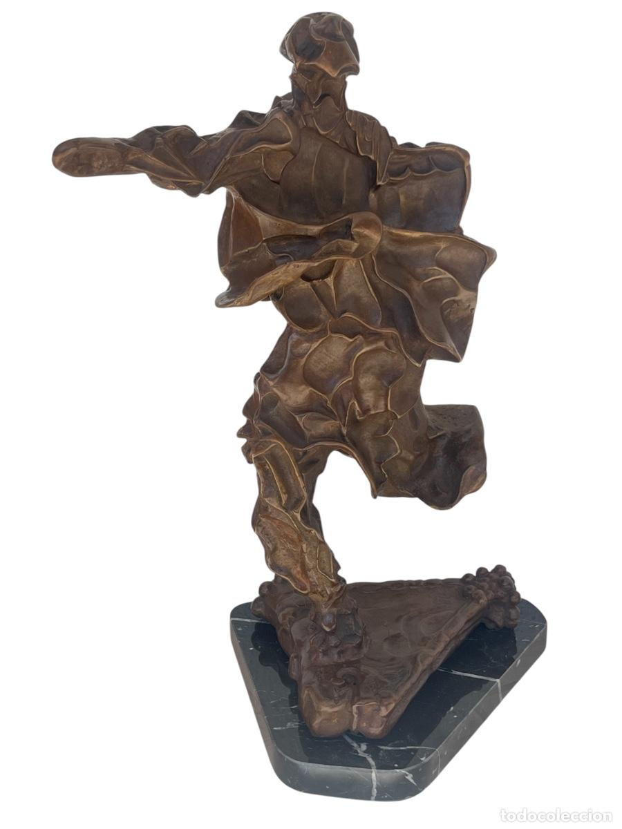 Arte: Salvador Dali (1904-1989 Gran escultura de bronce &ldquo; Alma de Quijote&rdquo; firmada y numerada certificada.