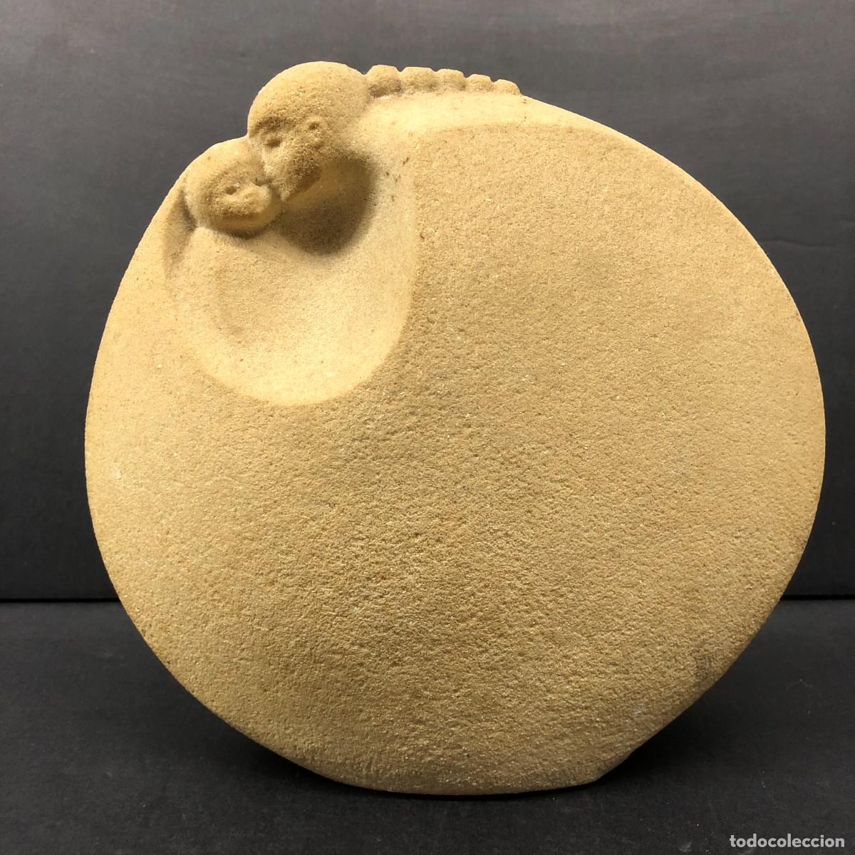 Arte: PRECIOSA ESCULTURA EN PIEDRA - OBRA DE ARTE - MADRE CON SU HIJO - MARBELL - STONE ART BELGIUM / 6588